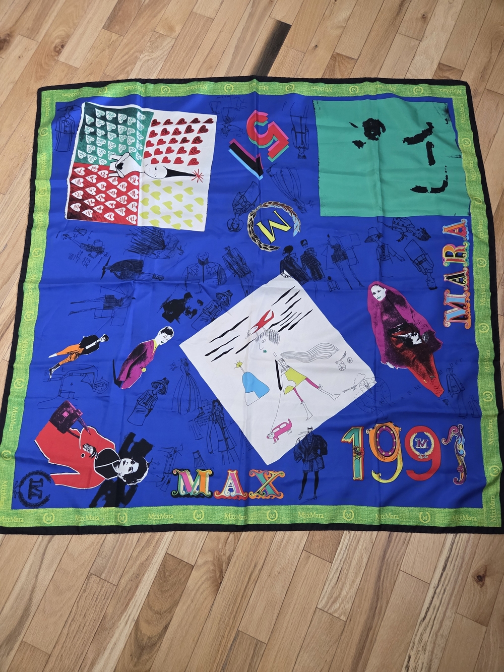 Max Mara Silk Scarf – Graphic Print